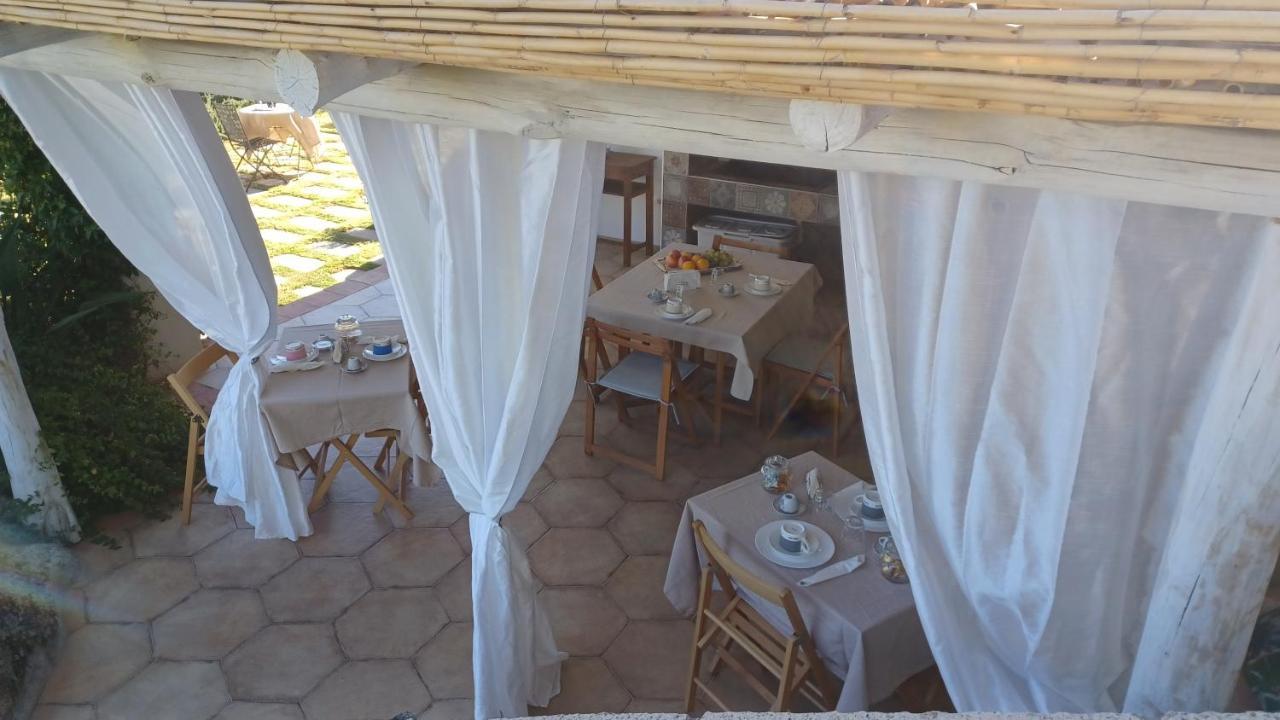 Li Petri Manni Bed & Breakfast